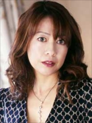 秋川真理＝前原佳恵＝秋山真理