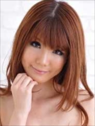 青葉雫＝山崎真衣子