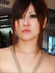 長谷川莉緒＝ゆずき
