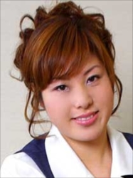 川島千愛＝一美
