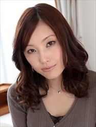 真白希実＝秋元真希