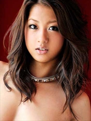 鈴木さとみ＝浅田真美