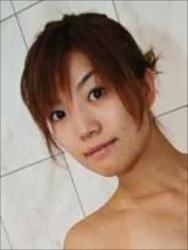 高梨瞳＝奥井邦子
