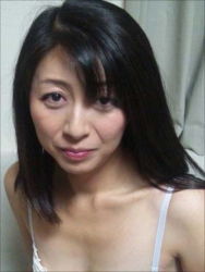 藤村さゆり＝西谷佐知代