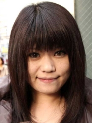 小松みく＝江口沙希