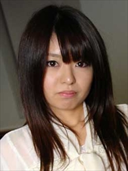 浅田京子＝小野寺すみれ＝アカネ