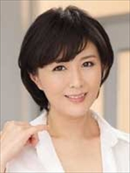 円城ひとみ＝新垣里子