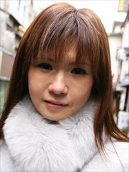 香坂由那＝豊田雪江