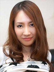 七瀬美香＝新山あかり