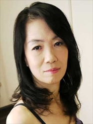 吉本和香＝浅羽有希子
