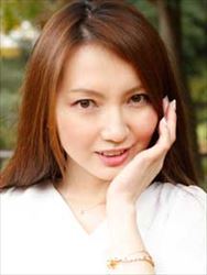葉山瞳＝中川美鈴