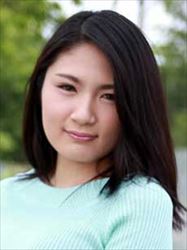 女沢理沙＝篠宮麗香