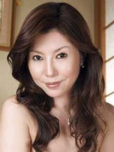 美原咲子＝園崎美弥